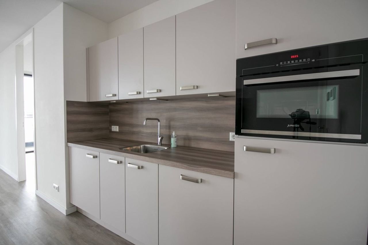 1-bedroom apartment on Oostenburg - Image 1