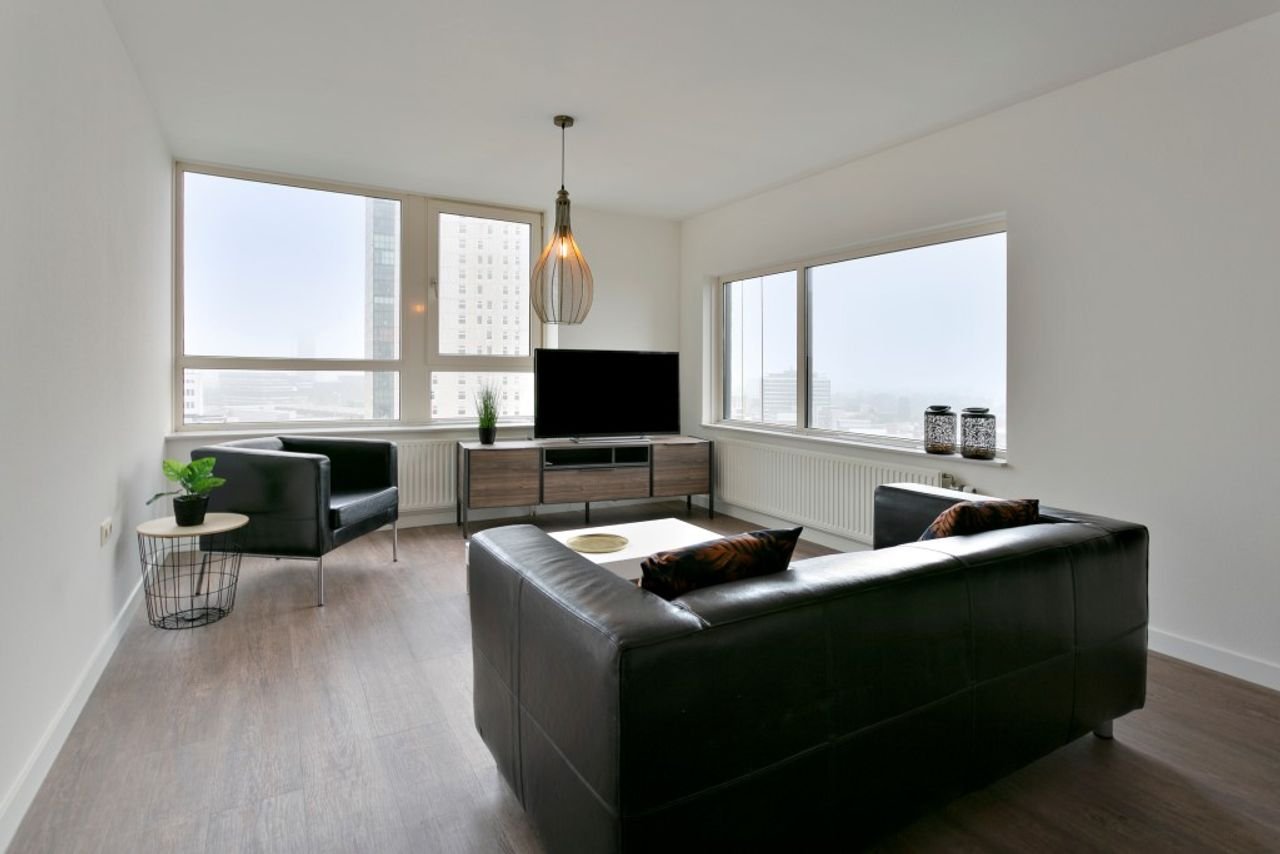 Furnished apartment on the 16th floor - Image 5