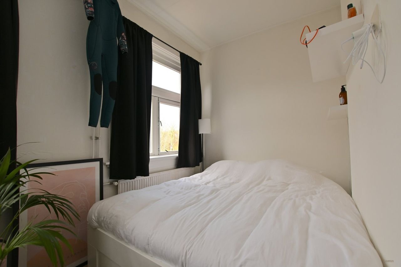 Bright student room (17 m²) at Bernoulliplein - Image 8