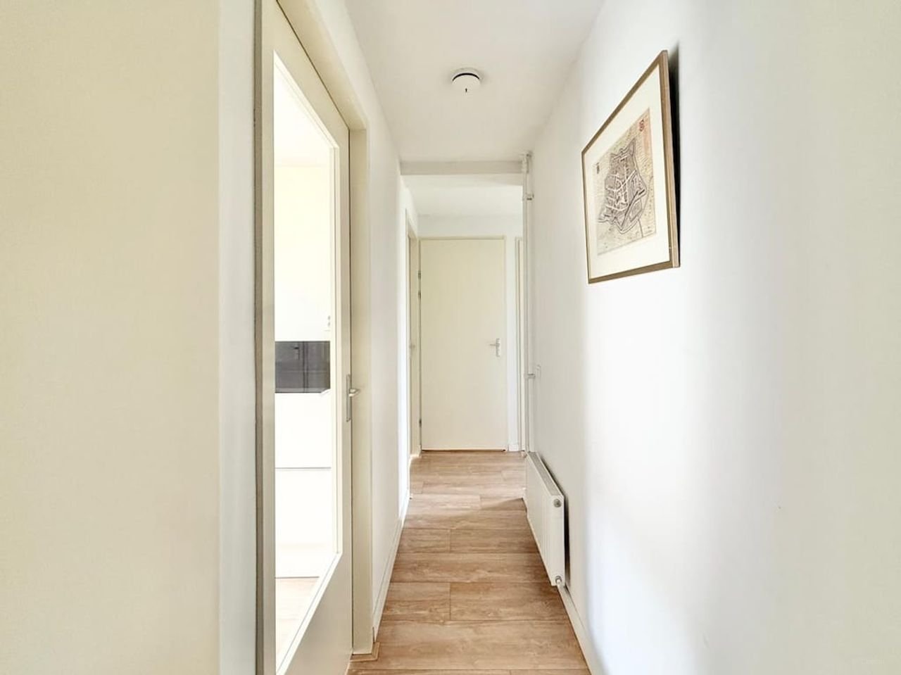 Furnished 4-room apartment in Amsterdam East - Image 16