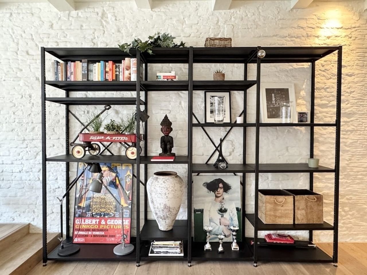 Furnished 2-bedroom apartment on the Rokin - Image 8