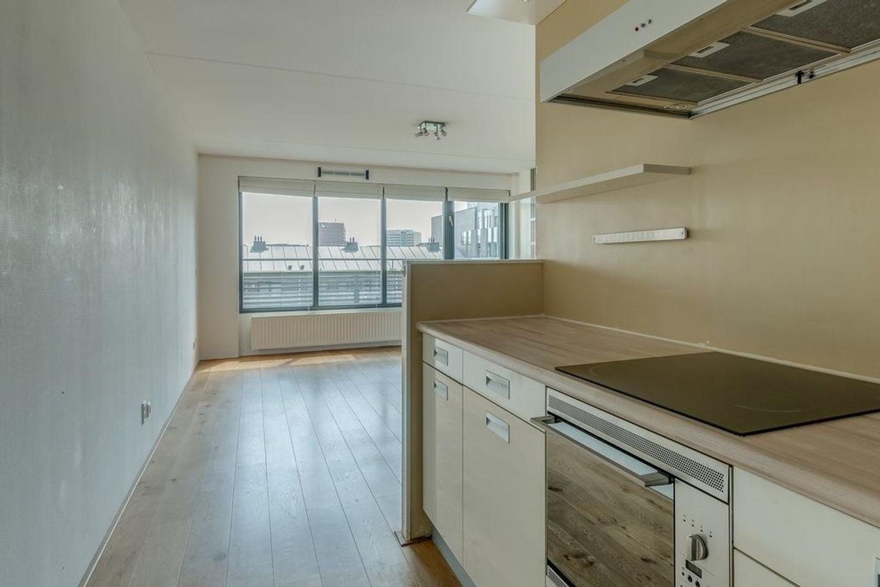 Sunny 4-room apartment in Eemkwartier - Image 10