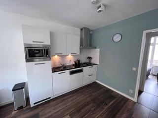 Licht 2-kamerappartement met balkon in de Jordaan - Afbeelding 8