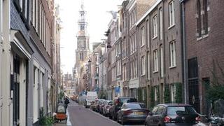Licht 2-kamerappartement met balkon in de Jordaan - Afbeelding 21