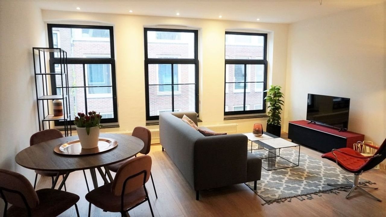 Furnished 60m² apartment in the Jordaan - Image 1