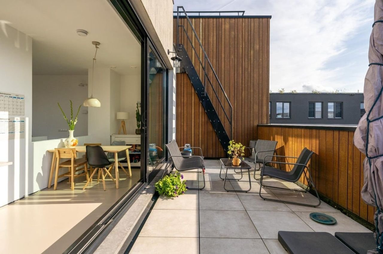 Furnished upper-floor apartment with roof terrace on IJburg - Image 5