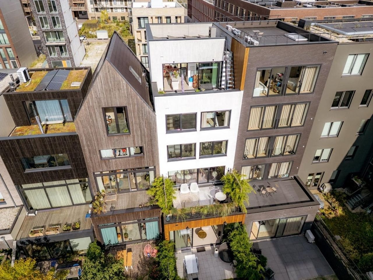 Furnished upper-floor apartment with roof terrace on IJburg - Image 17