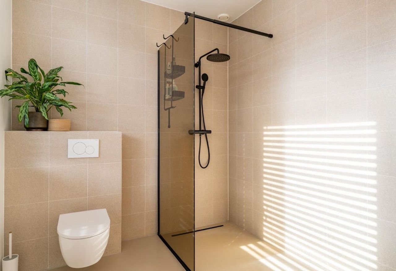 Furnished upper-floor apartment with roof terrace on IJburg - Image 11