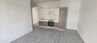 1-bedroom apartment near shops in Hoensbroek - Image 2