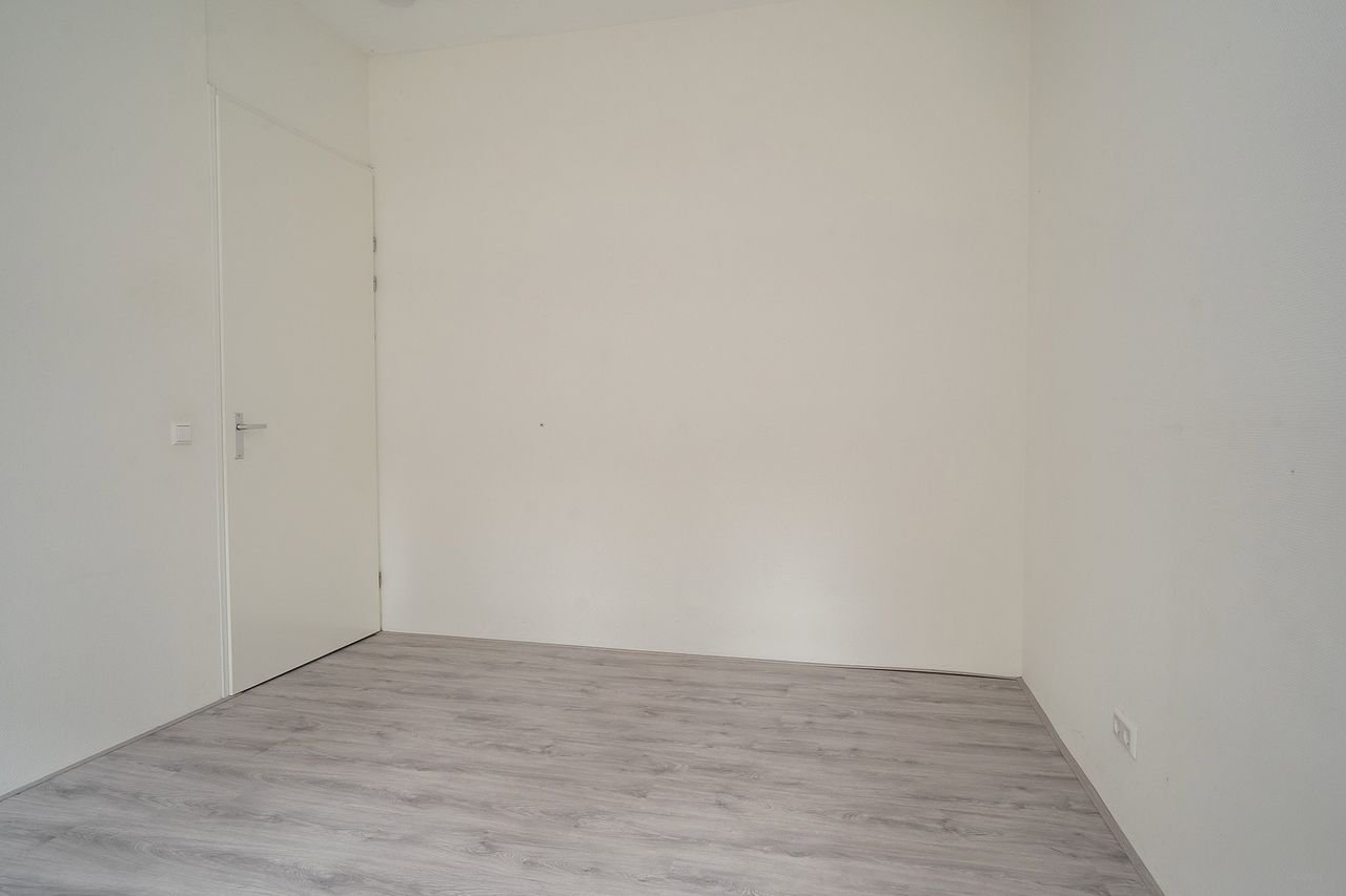 Begane grond appartement met parkeerplaats in Hanzeland - Afbeelding 19