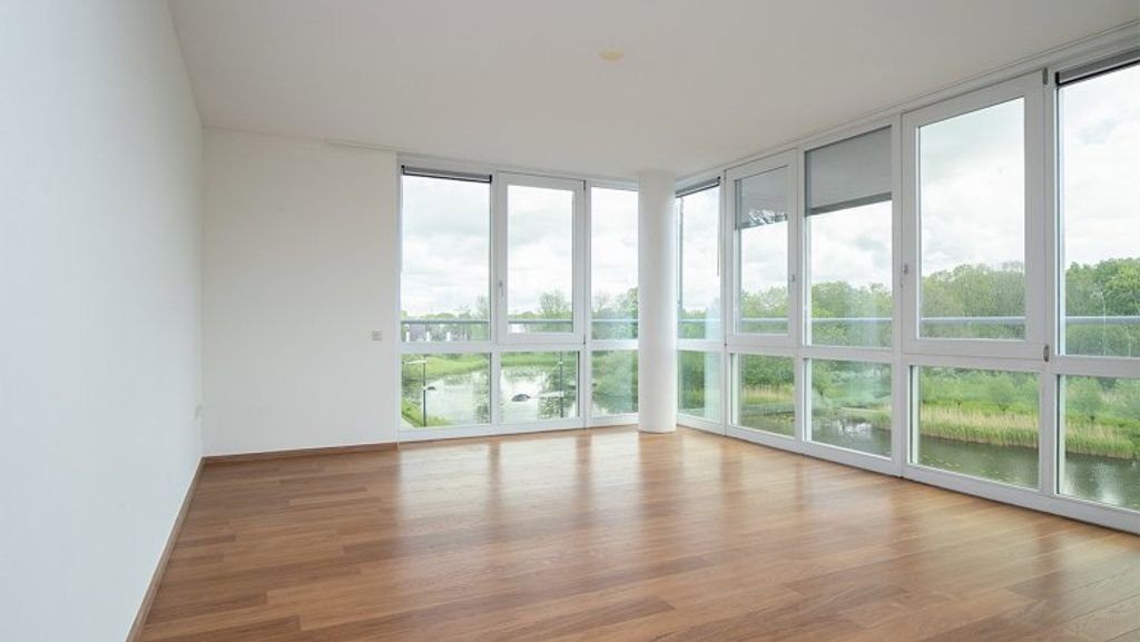144m² 50+ appartement met balkon - Afbeelding 1