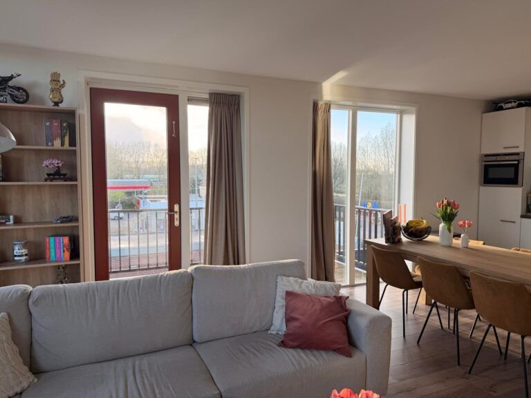 Licht 2-kamerappartement met balkon en parking in Vianen - Afbeelding 5