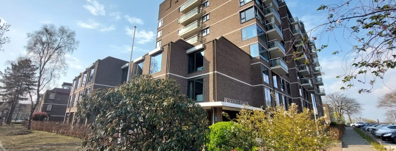 Modern apartment in Hunnerberg - Image 1