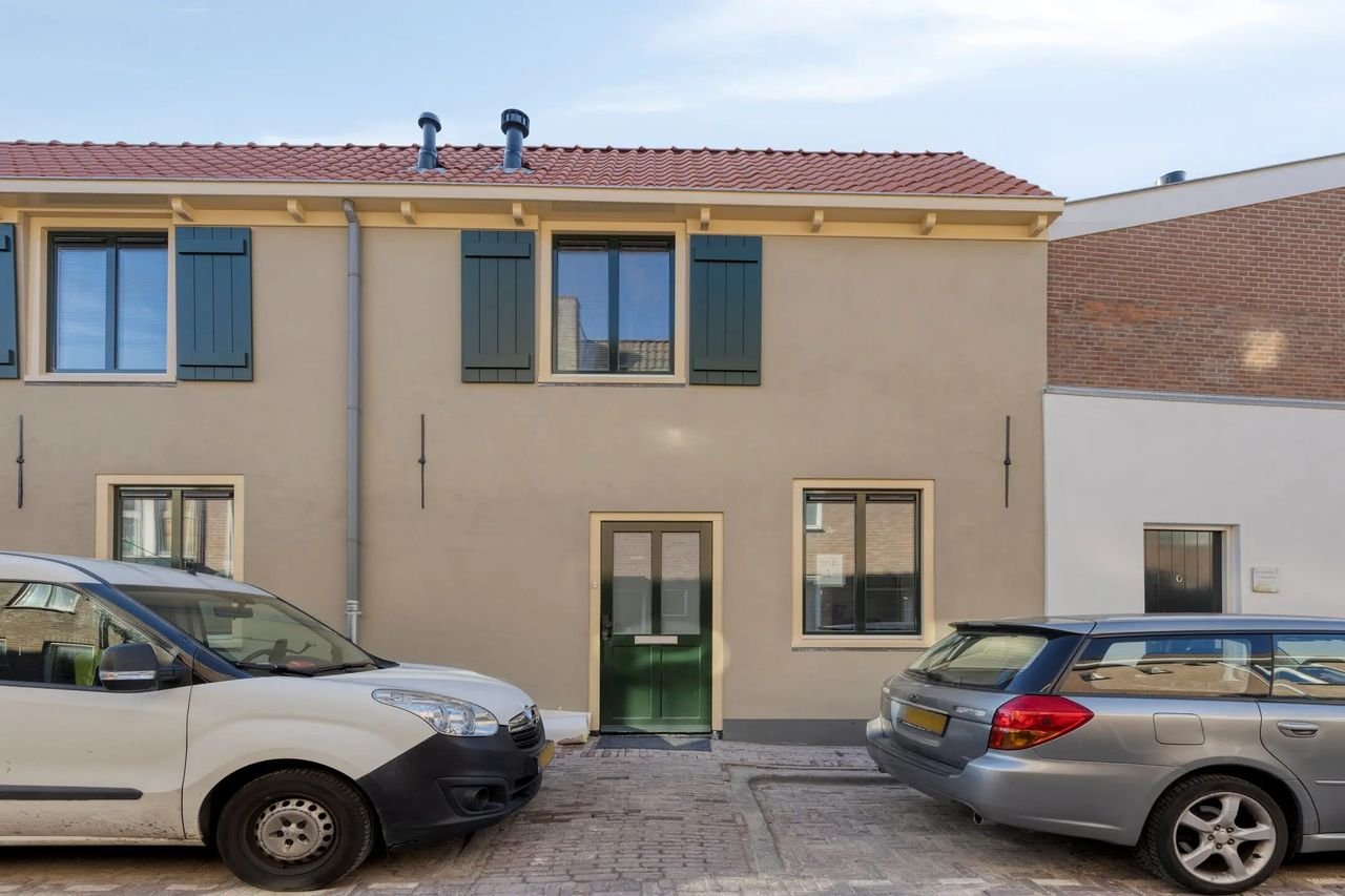 Energy-efficient 1750s townhouse in Leiden - Image 2