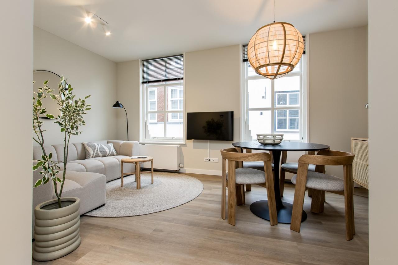 Gemeubileerd 2-kamerappartement in hartje Den Bosch - Afbeelding 1