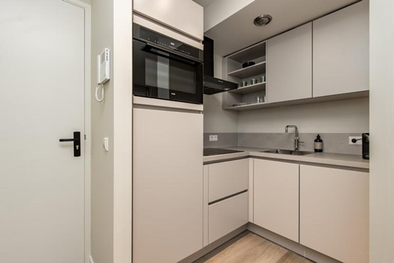 Gemeubileerd 2-kamerappartement in hartje Den Bosch - Afbeelding 5