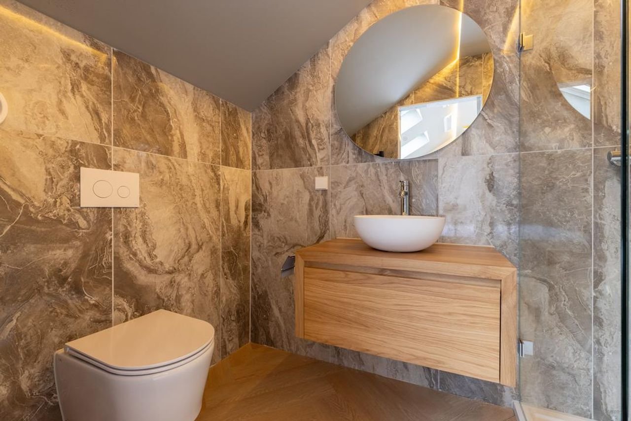 Furnished apartment with mezzanine and parking space in Hilversum - Image 20