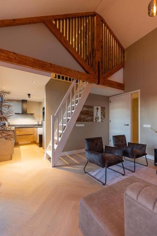 Gemeubileerd 4-kamerappartement met balkon - Afbeelding 6