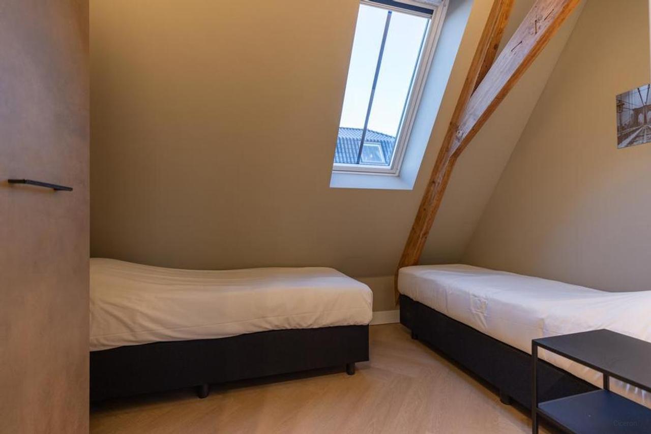 Gemeubileerd 4-kamerappartement met balkon - Afbeelding 14