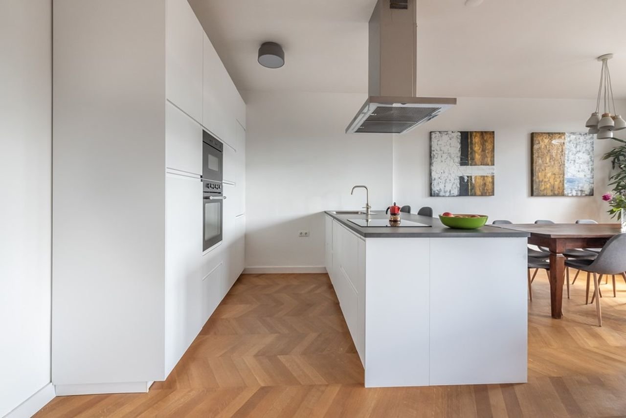 120m2 with 3 bedrooms in Amsterdam - Image 7