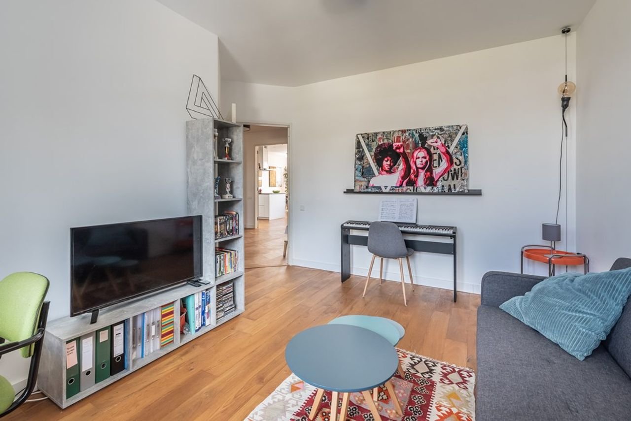 120m2 with 3 bedrooms in Amsterdam - Image 12