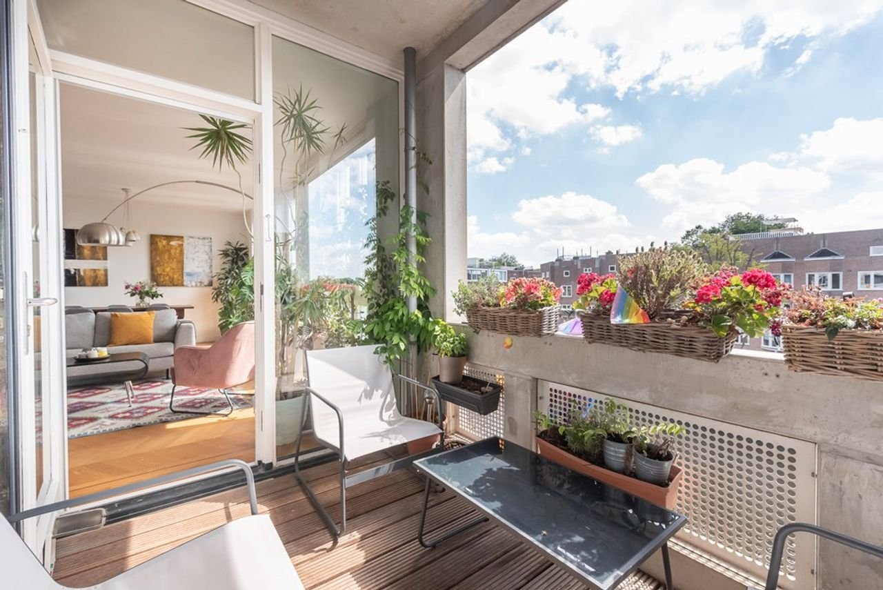 120m2 with 3 bedrooms in Amsterdam - Image 6