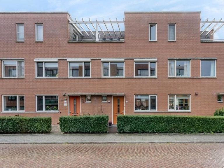 5-bedroom house in Venne-West - Image 2