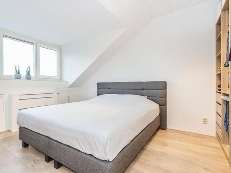 5-bedroom house in Venne-West - Image 17