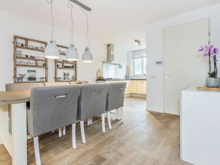 5-bedroom house in Venne-West - Image 6