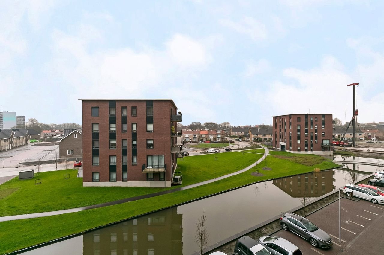 96 m² Apartment with Balcony in Wheermolen-West - Image 5