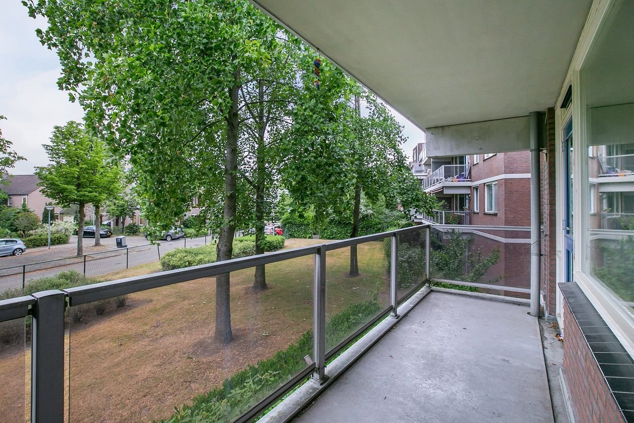 Bright 3-room apartment in Woenselse Watermolen - Image 11