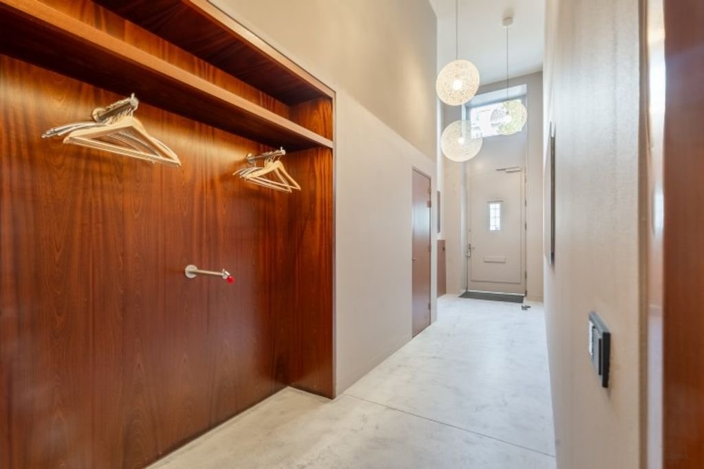 Apartment (358 m²) with 5 bedrooms in the Plantage district - Image 2