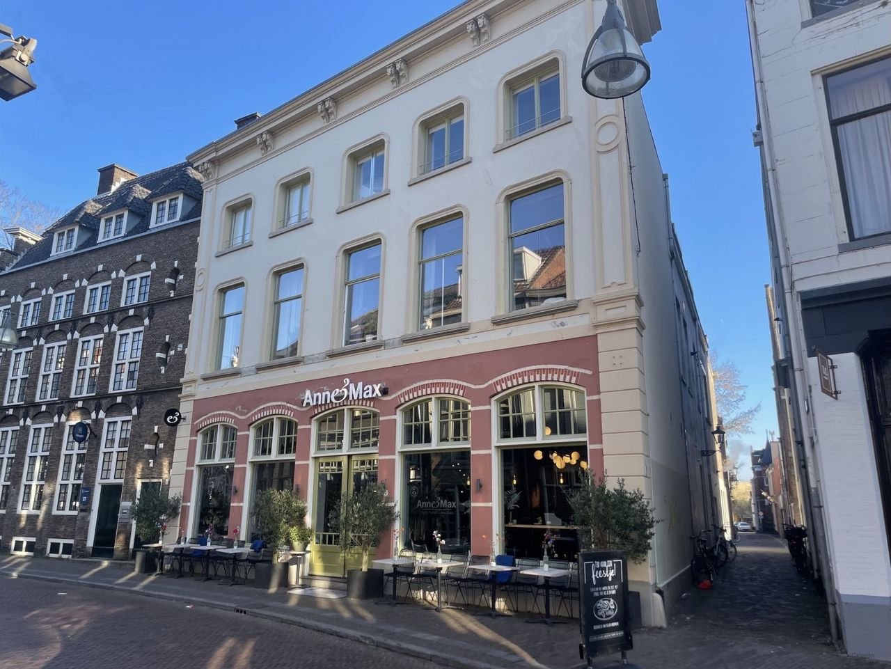 Licht 3-kamerappartement in hartje Zwolle - Afbeelding 1