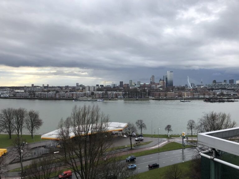 118m² penthouse met zicht op de Maas in Struisenburg - Afbeelding 17