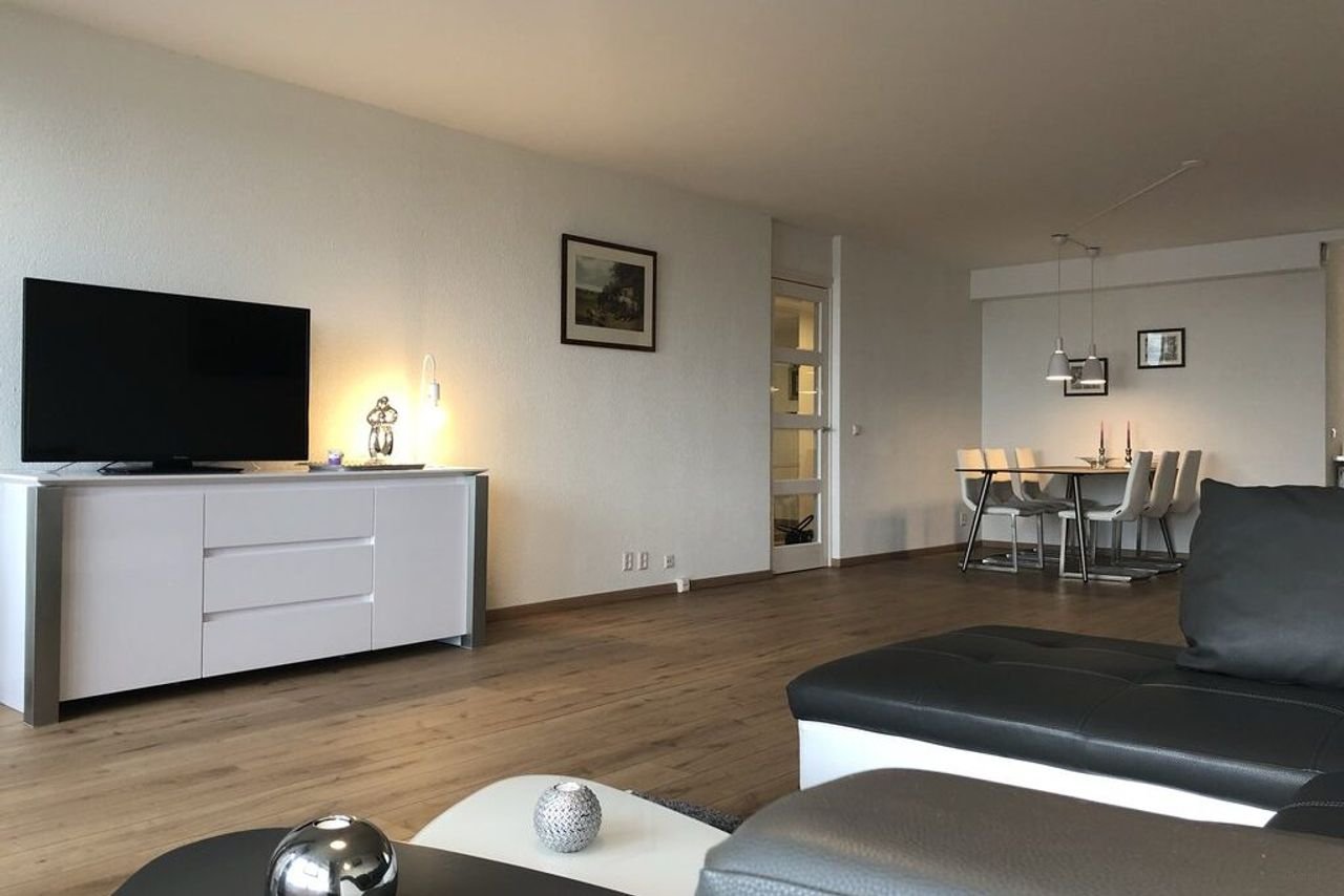 118m² penthouse met zicht op de Maas in Struisenburg - Afbeelding 1