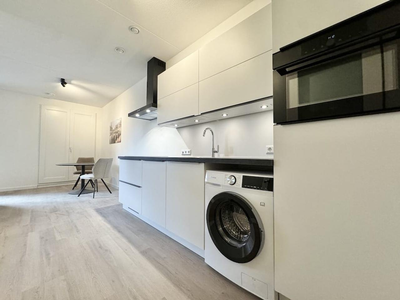 Nieuw gemeubileerde studio van 51 m2 - Afbeelding 11
