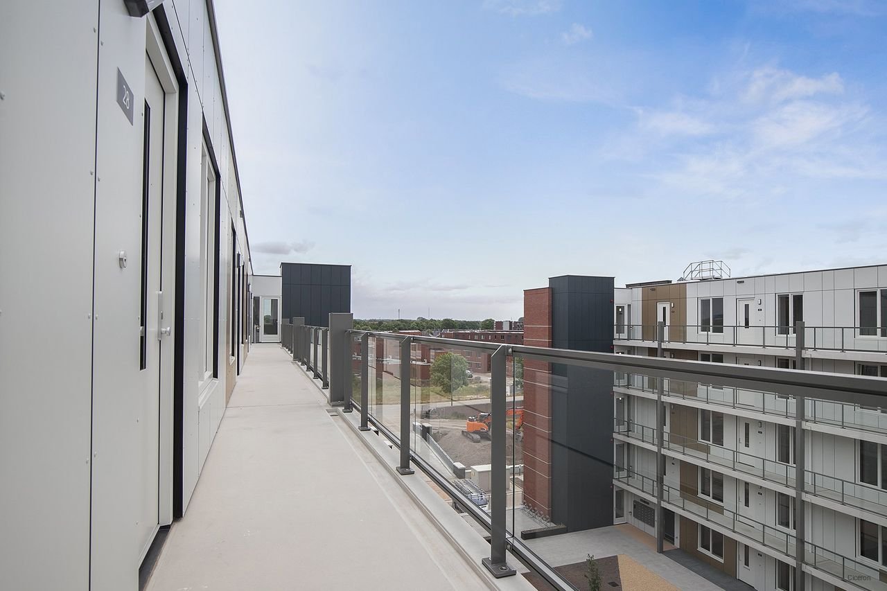 New 90m² apartment on the Suytkade - Image 19