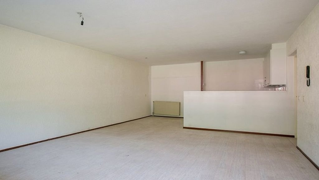 Bright 2-bedroom apartment with balcony and energy label A - Image 3