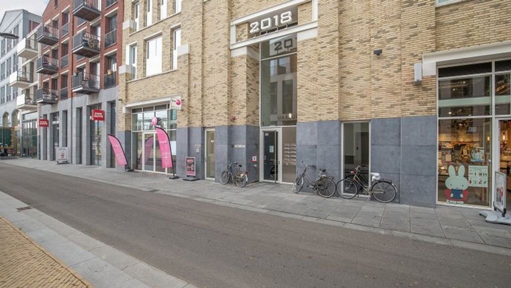 Modern 1-bedroom apartment Utrecht - Image 3