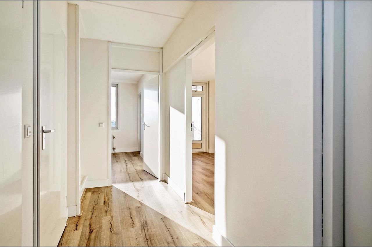 104 m² Penthouse with Balcony near the Zuidas - Image 16