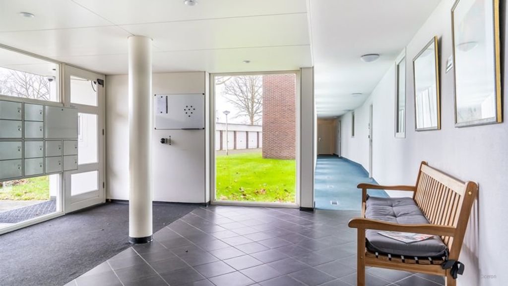 Corner apartment with garage (123m²) - Image 2