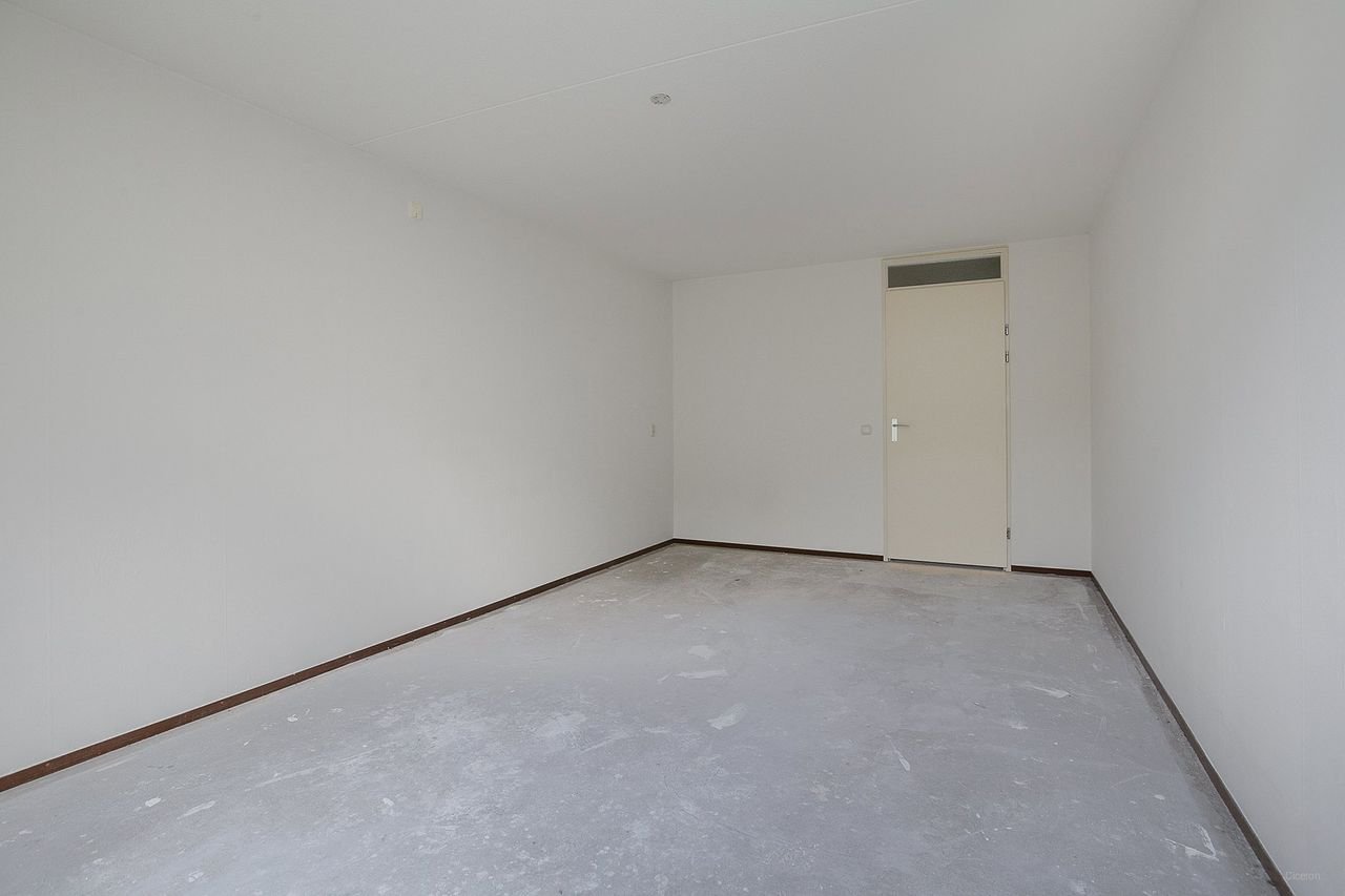 Corner apartment with garage (123m²) - Image 15