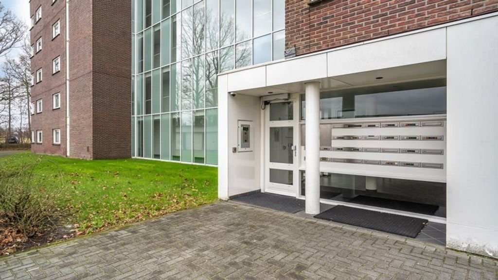 Corner apartment with garage (123m²) - Image 3