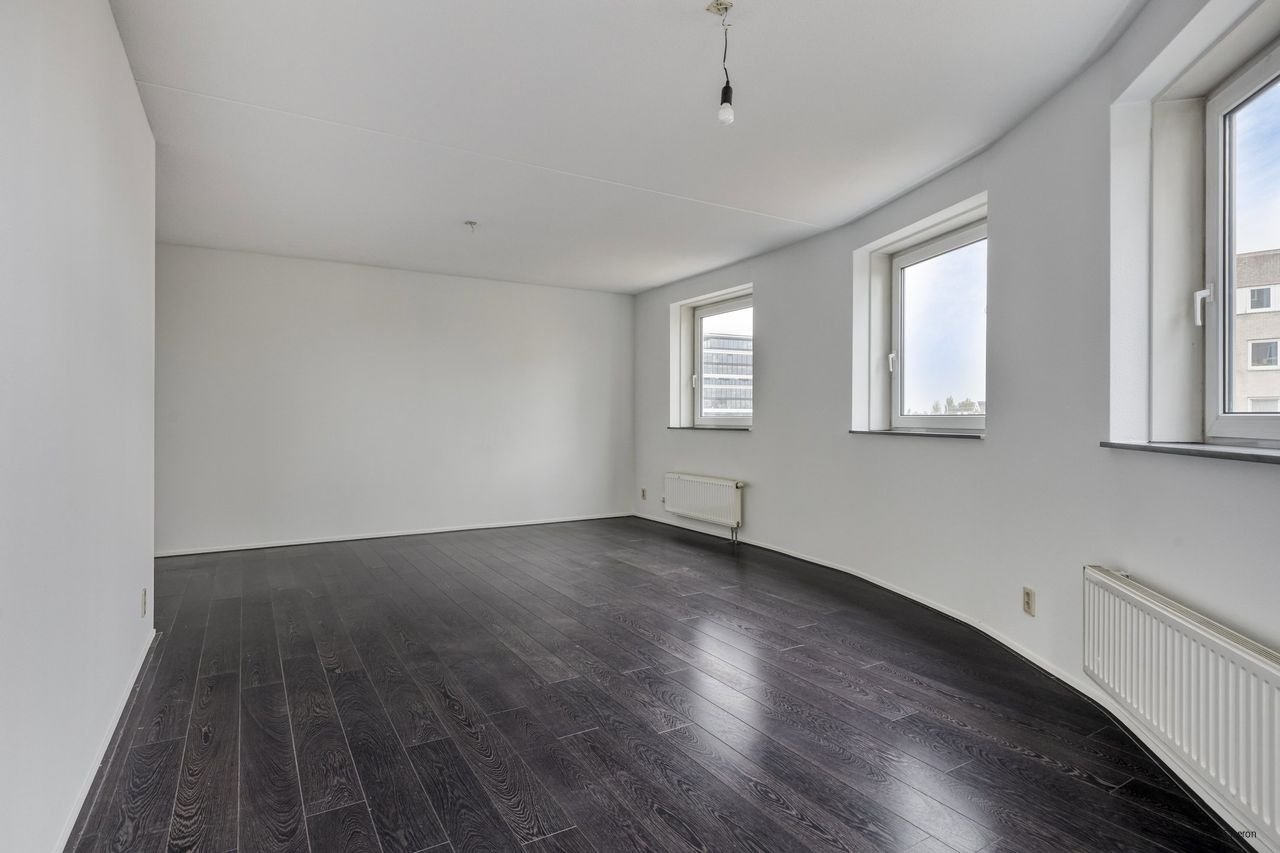 145m² with Amstel River views in De Omval - Image 20