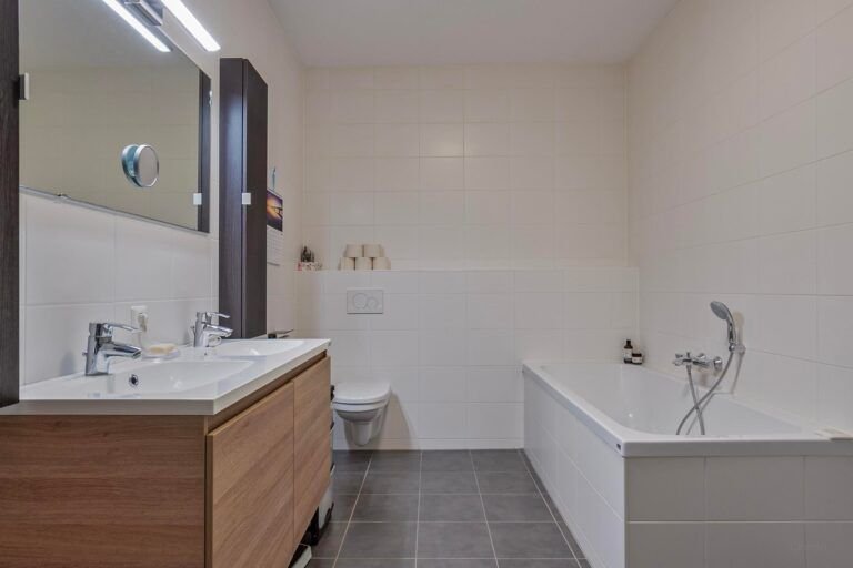 Appartement van 124m² met parktuin in Nieuw Wolfslaar - Afbeelding 16