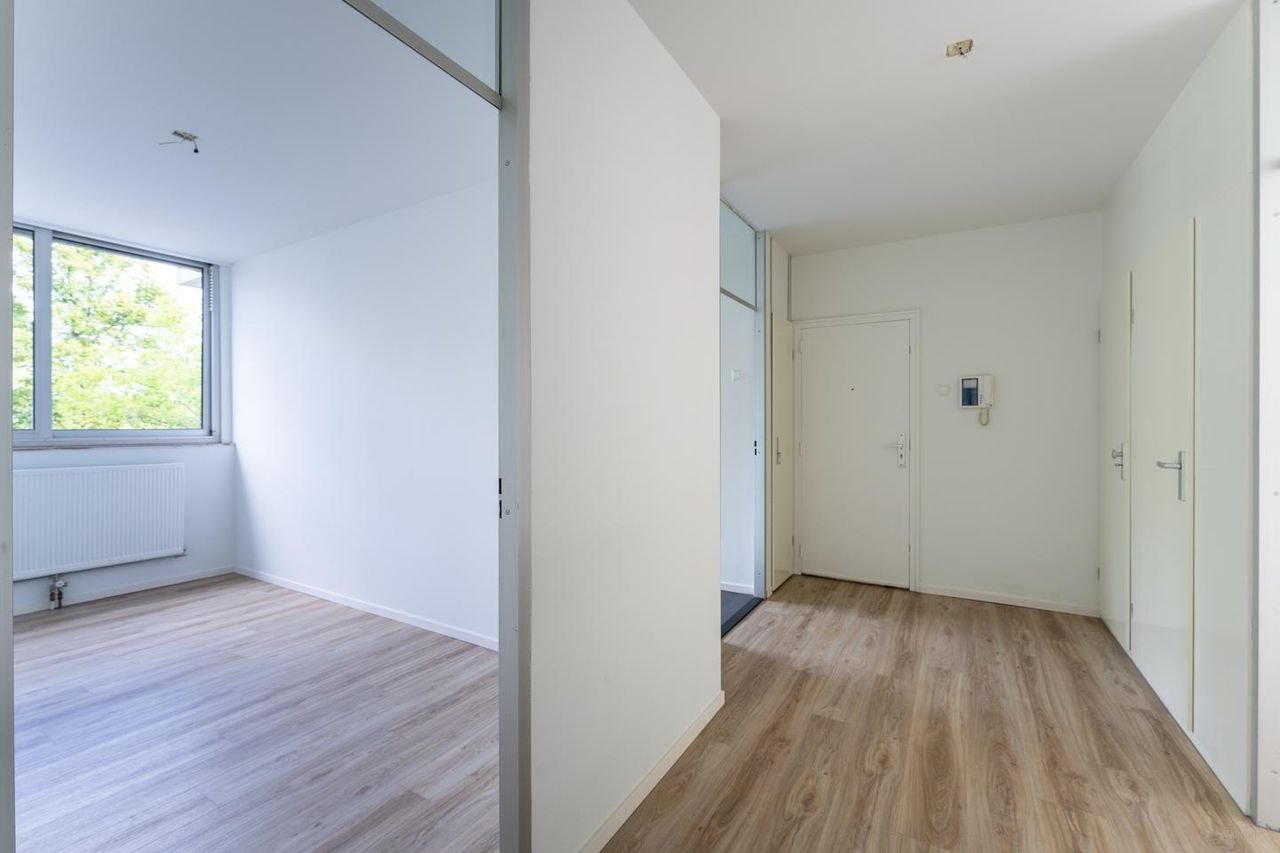 Bright 4-room apartment of 96 m² in Schuilenburg - Image 10