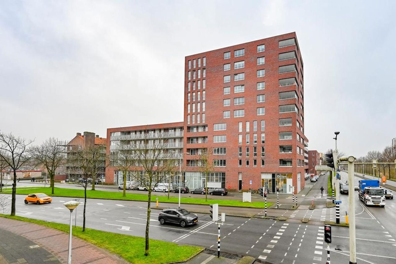 Apartment (93m²) in Amersfoort - Image 1