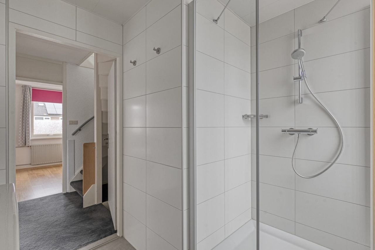 Gemeubileerde woning met 4 slaapkamers in Meerkerk - Afbeelding 23