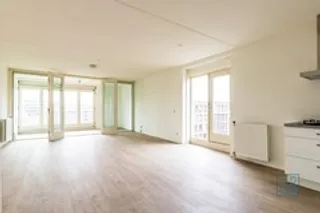 Appartement (76m²) met parkeerplaats in Overtoomse Veld
