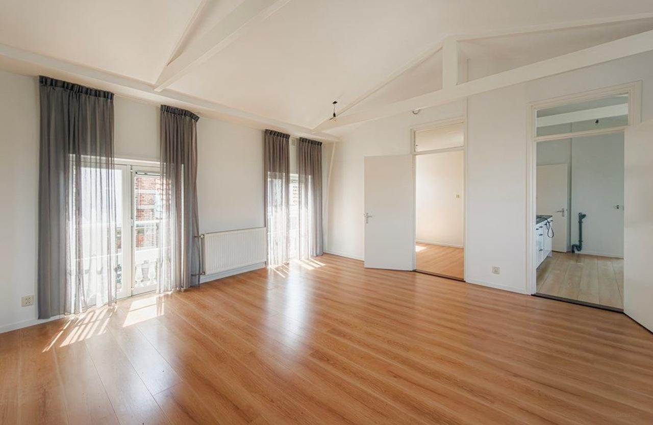 3-kamerappartement met balkon in hartje Haarlem - Afbeelding 4